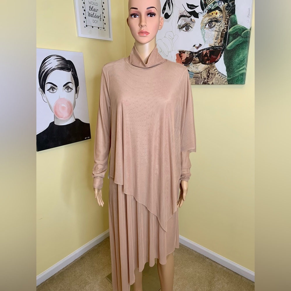 💫HP‼️💫 NWT BCBG MAXAZRIA Asymmetrical Layered Turtleneck Dress in Nubuck, Med - Picture 6 of 12